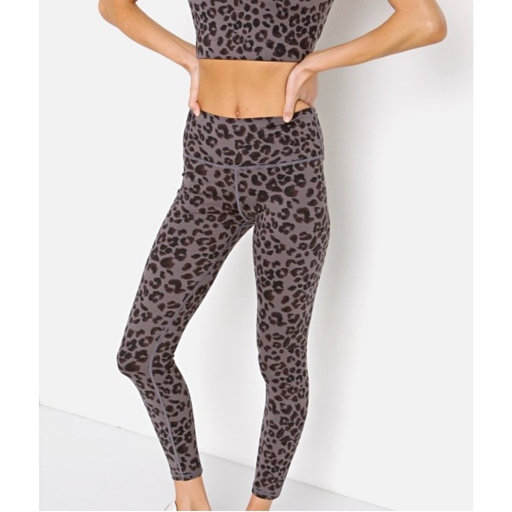 Varley century leggins‎ Iron cheetah size L